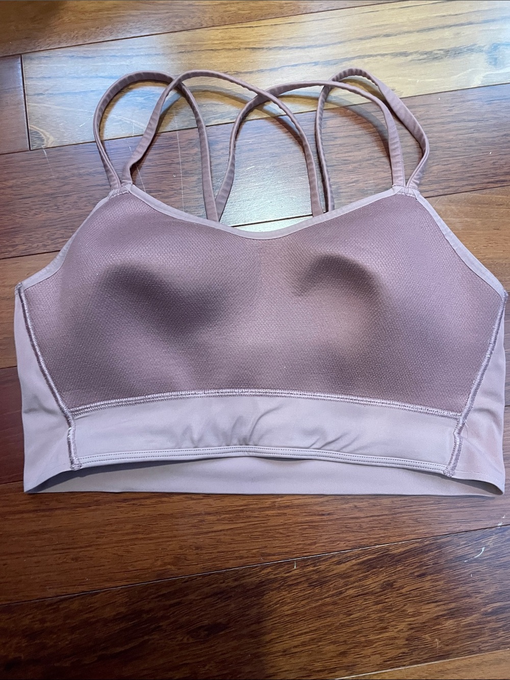 Lululemon like a cloud longline light support bra b/c cup size 8 - Picture 4 of 4